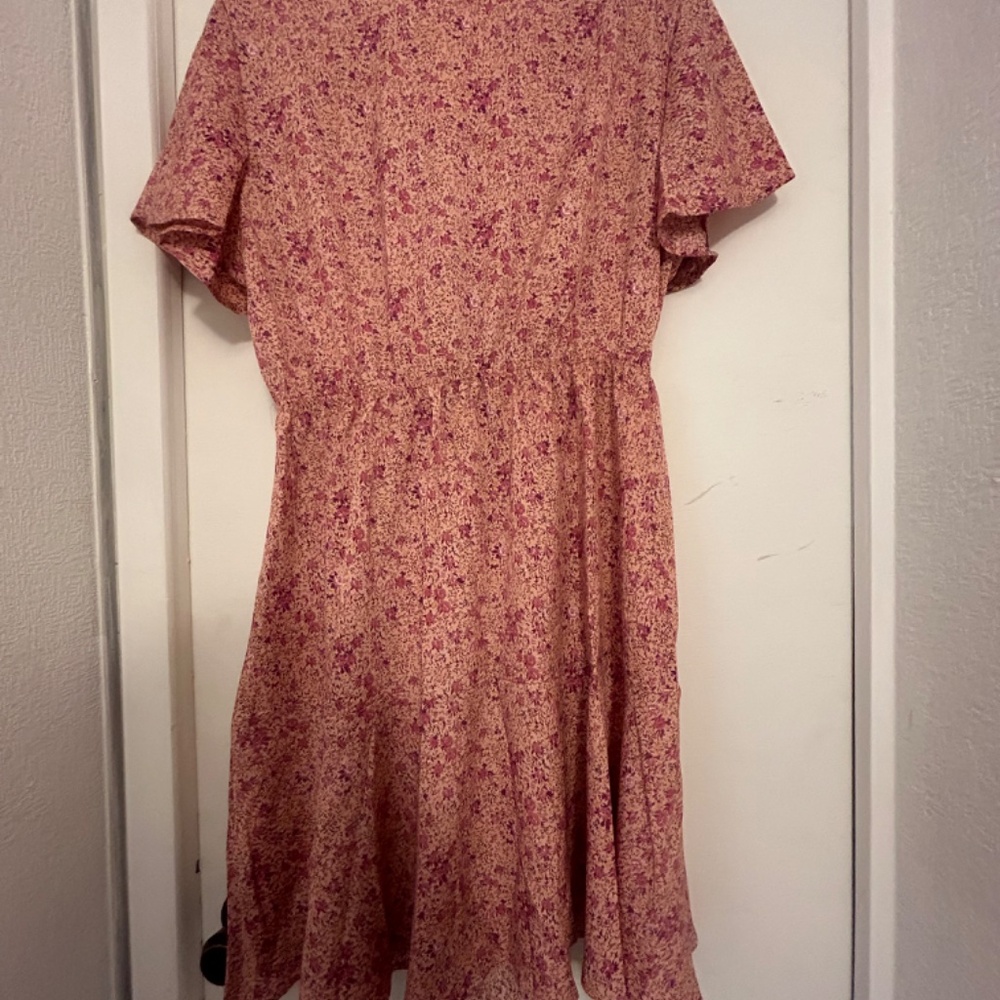 Dress - Picture 2 of 2